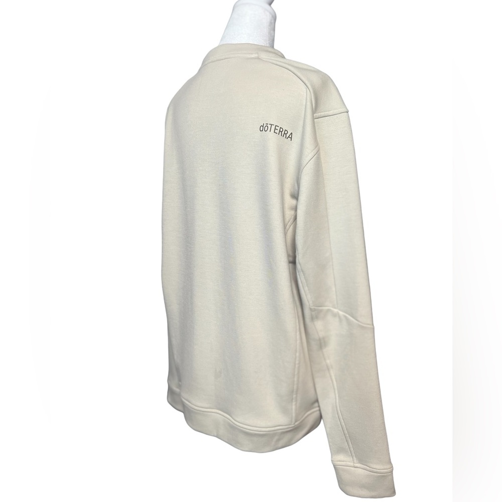 Women’s DoterrA Cream Pullover Sweater with front Pocket. Size Medium - Picture 3 of 9